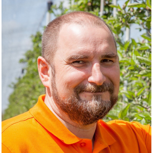 TOMASZ SIKORA