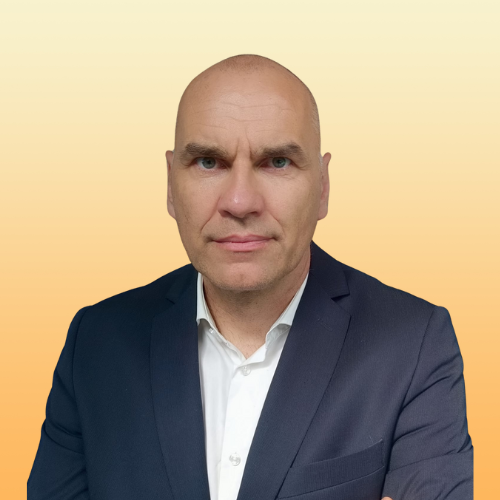 WOJCIECH BIESZCZAD