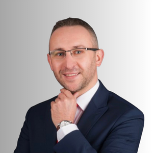 PROF. PAWEŁ BEREŚ