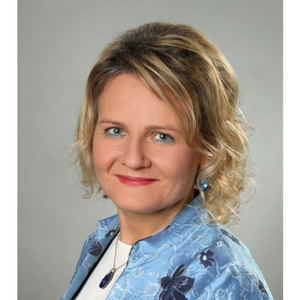 PROF. UAM DR HAB. ANETA SUCHOŃ