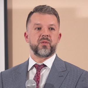 LEK. WET. TOMASZ JANKOWIAK