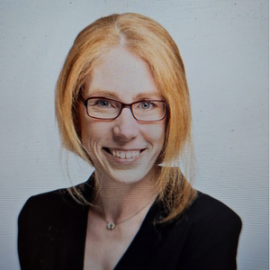 DR BARBARA VOß