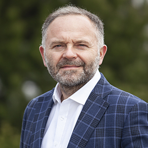 KAROL BUJOCZEK