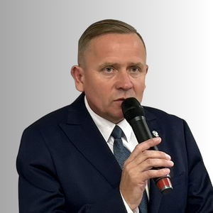 MIECZYSŁAW ŁUCZAK