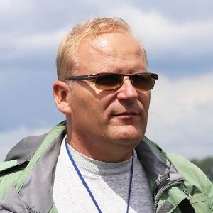 PIOTR BORCZYŃSKI 