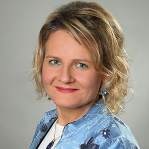 PROF. UAM DR HAB. ANETA SUCHOŃ