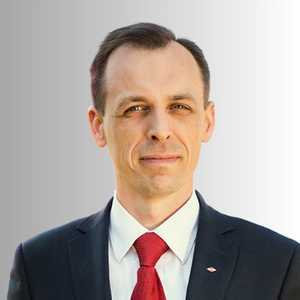 ARTUR SZYMCZAK